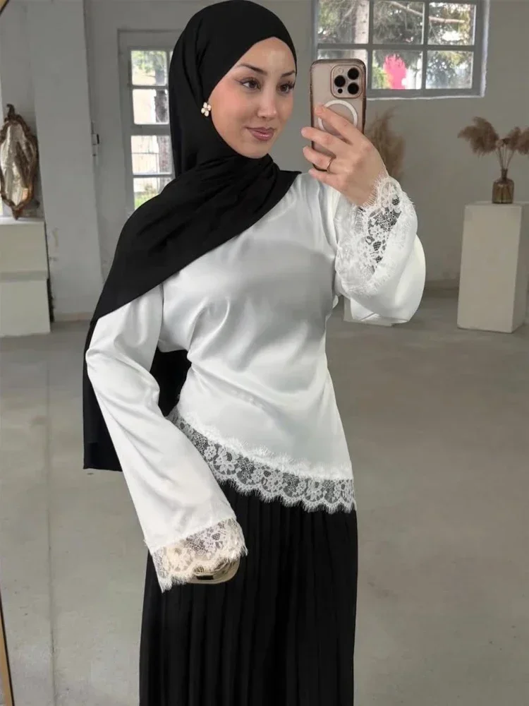 

Женская элегантная блузка из атласа с кружевными вставками, круглым вырезом, свободными длинными рукавами и бретелями, весна-осень 2026, шикарная женская рубашка