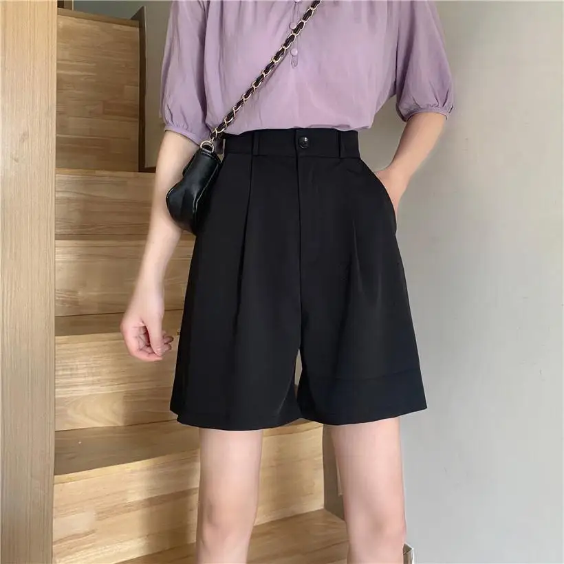 Suit Shorts for Women's Summer Outer Wear 2025 New High-waisted Slimming Wide-leg A-line Shorts Loose Purple Mid-pants Trendy