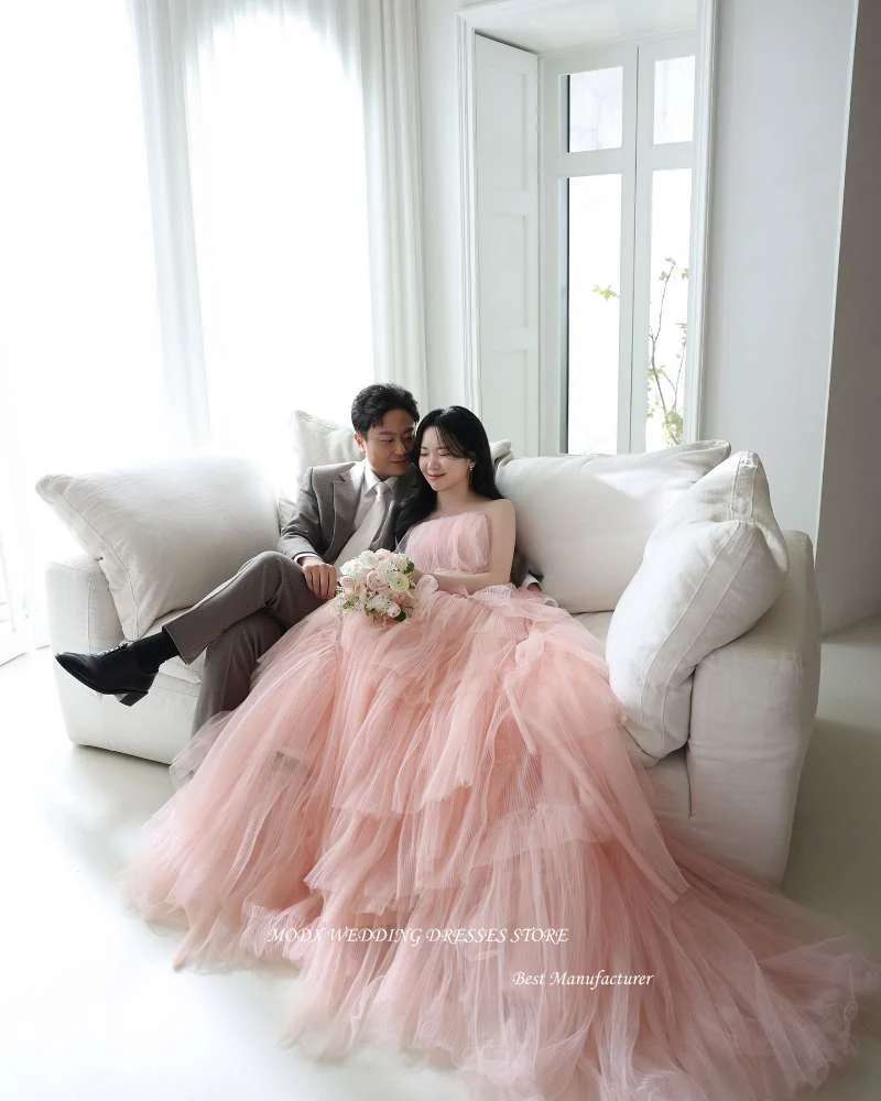 MODX Elegant Blush Pink Tulle Layered Wedding Dresses Korea Photoshoot Strapless Sweep Train Bridal Gowns Evening Party Dress