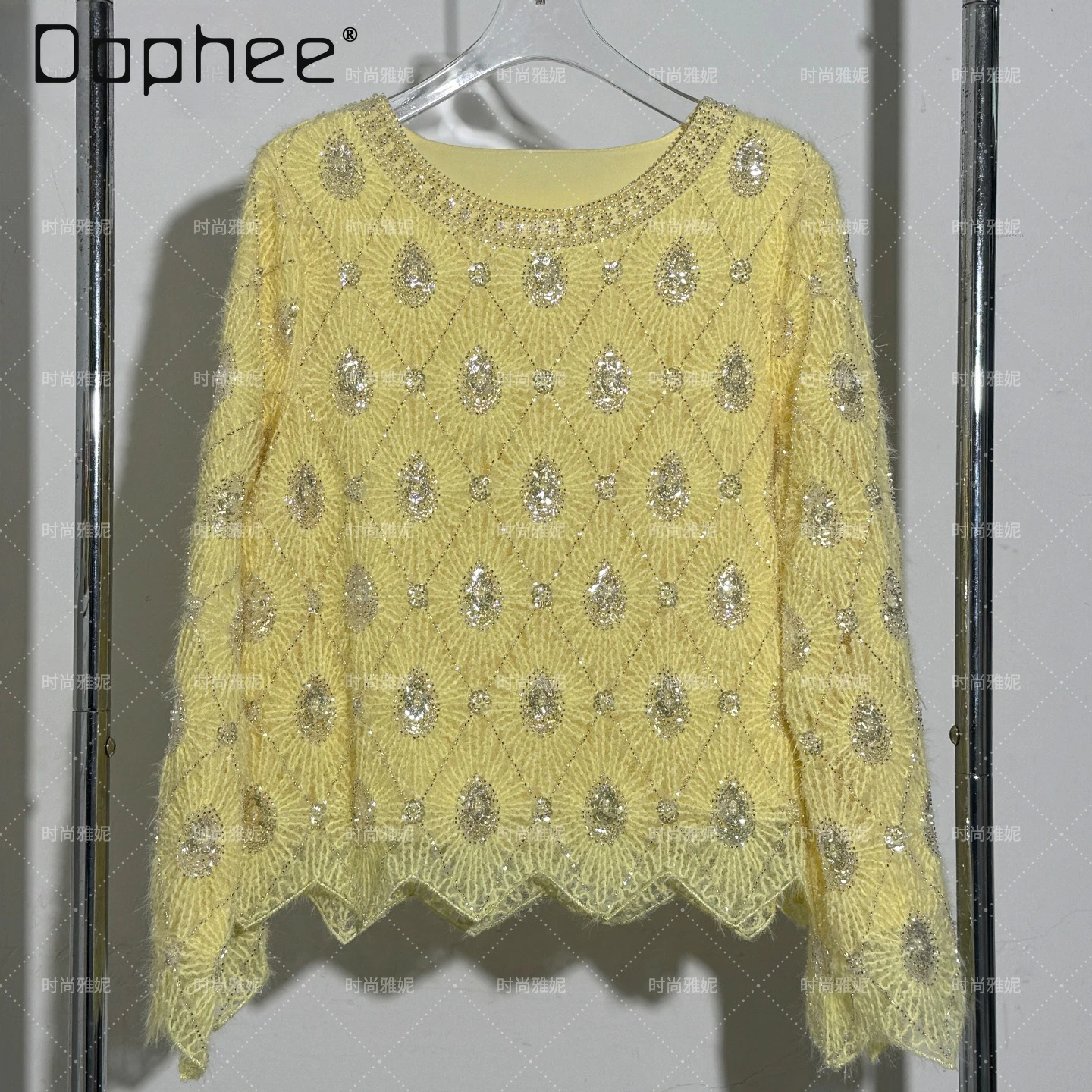 

Fashion Style Heavy Beaded Sequin Blouse for Women with Sawtooth Edge Diamond-shaped Round Neck Long Sleeve Pearl Top