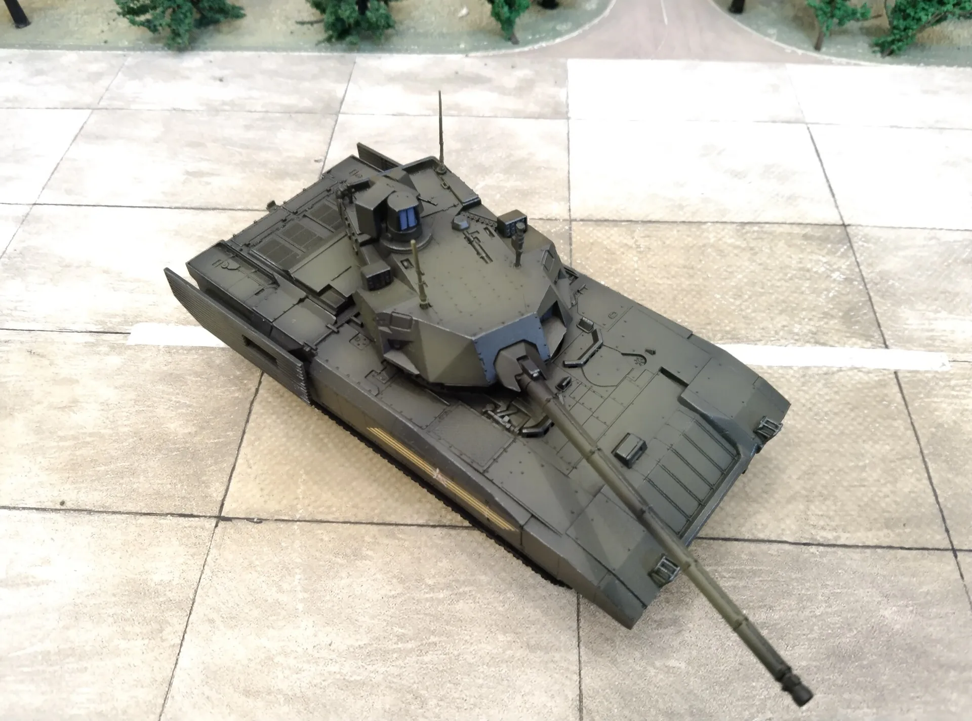1/72 Russian Armata tank ， hand-painted finished model decorative ornament(Ships in 5-6 days)