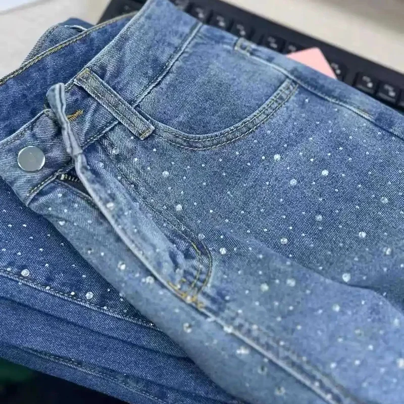 Jeans larghi con diamanti ricamati alla moda donna stile coreano a vita alta pantaloni Streetwear a gamba larga pantaloni Casual in Denim da donna