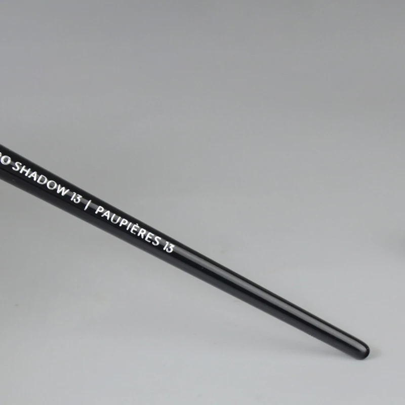 Pinceau de maquillage noir pour fard à barrage, brosse pour fard à barrage, plat, légèrement conique, mélange cosmétique, SEP #13