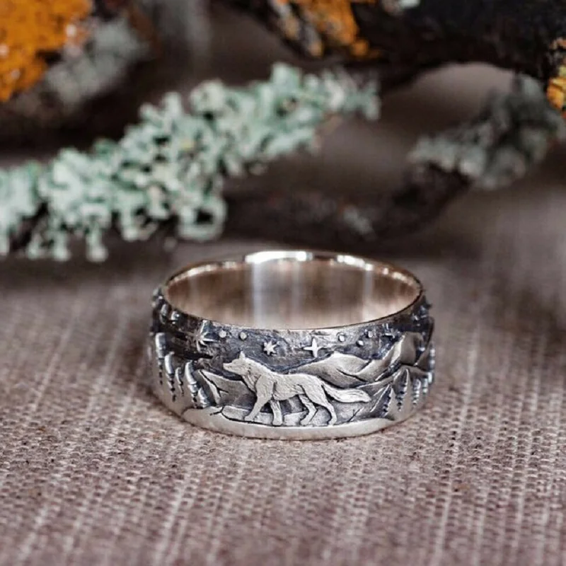 Vintage Wolf Rings for Women Man Couple Ring Old Silver Color Dainty Zircon Finger Ring Punk Party Jewelry Anniversary Gifts