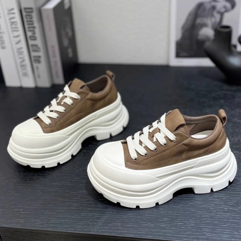 

Повседневные дышащие женские кроссовки на платформе, новинка 2026, спортивная обувь на шнуровке, увеличивающая рост, удобные уличные нескользящие кроссовки