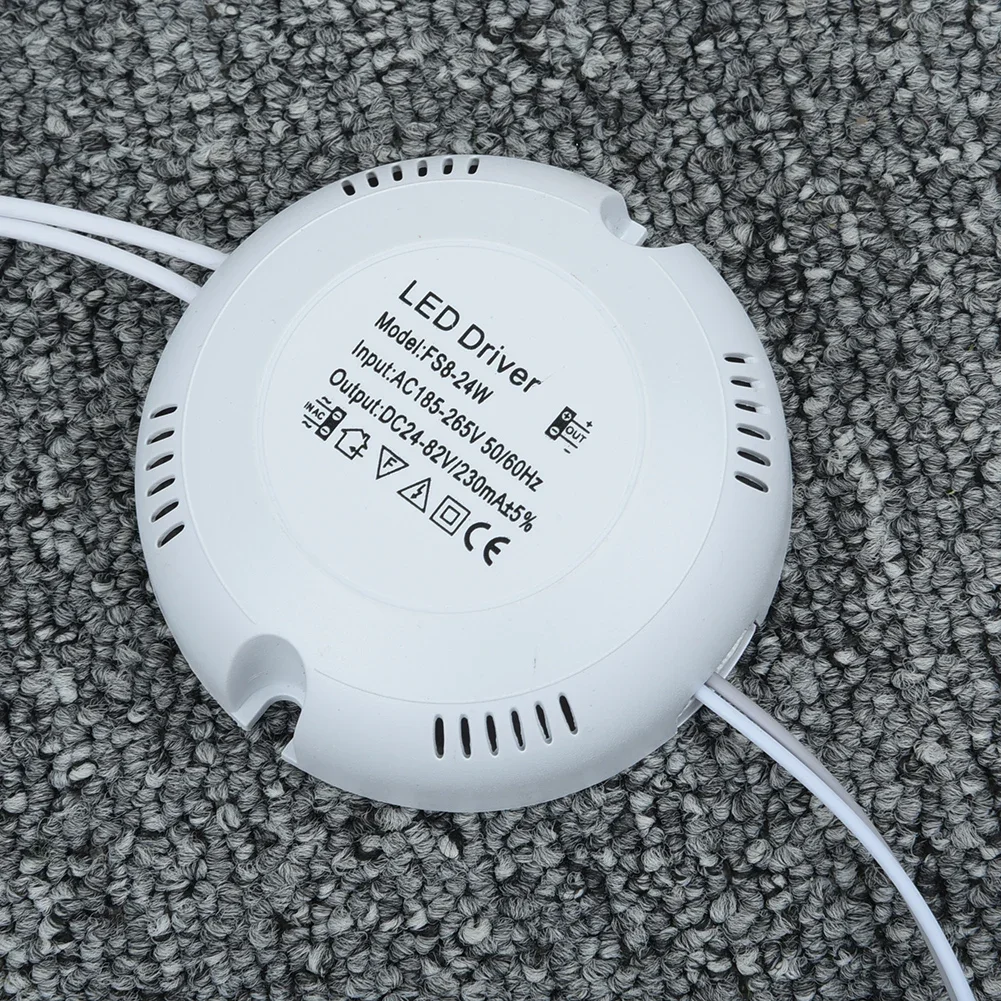 Zasilacz Ulepsz swój do lampy sufitowej dzięki wysokiej jakości zasilaczu sterownika LED AC176 265V 8 24W
