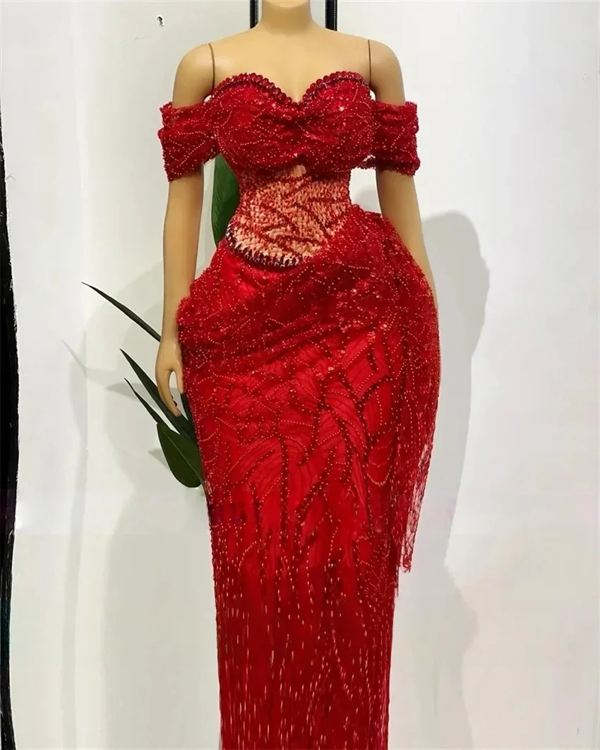 Luxuriöse rote lange Ballkleider für schwarze Mädchen, Meerjungfrau-Stil, herzförmig, mit Perlen besetzt, afrikanische Abendkleider, Geburtstagsparty-Robe, individuell gestaltet