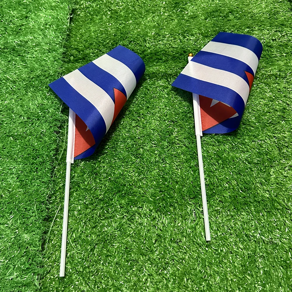 SKY FLAG Kuba Handflagge 10/20/50/100 Stück 21*14cm Kuba Handflaggen zum Schwenken mit Kunststoffstange für Sportaktivitäten und Heimdekoration – Detail 4