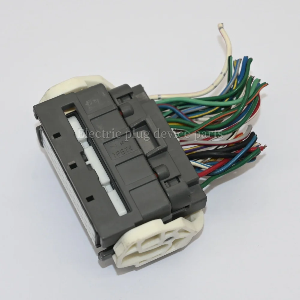 Original Transmission Control Module TCM TCU Connector Plug for Mazda