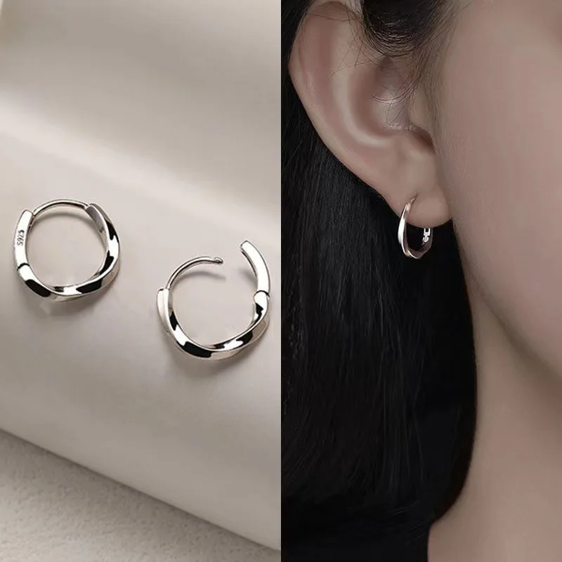 

S925 Silver Smooth Metal Chunky Hoop Earrings For Women Girls Fashion Round Circle Hoops Statement Earrings Punk Jewelry