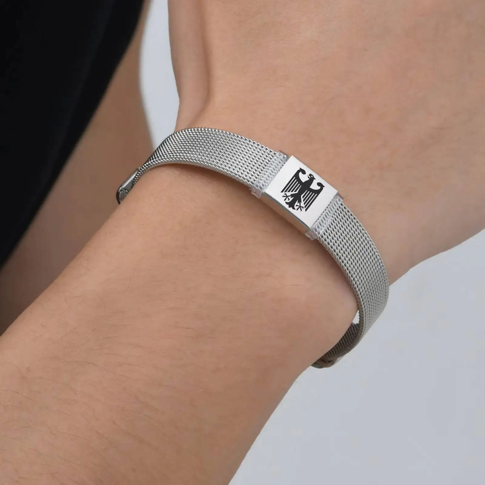 ドイツの鷲のブレスレット、男性、男の子用、ステンレススチールメッシュ調節可能なリストバンド、ドイツのジュエリーギフト