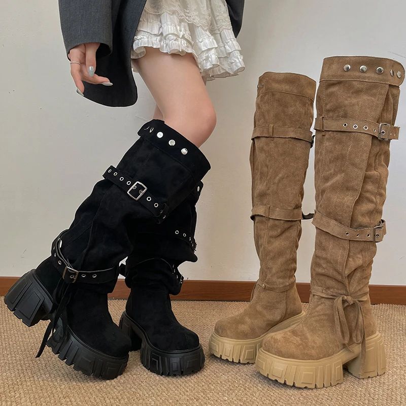2026 Neue Nischen-Gürtelschnallen-Stiefel mit großem Röhrenumfang, über dem Knie gestapelt, mit dicker Sohle und erhöhter Absatz – modische Stiefel