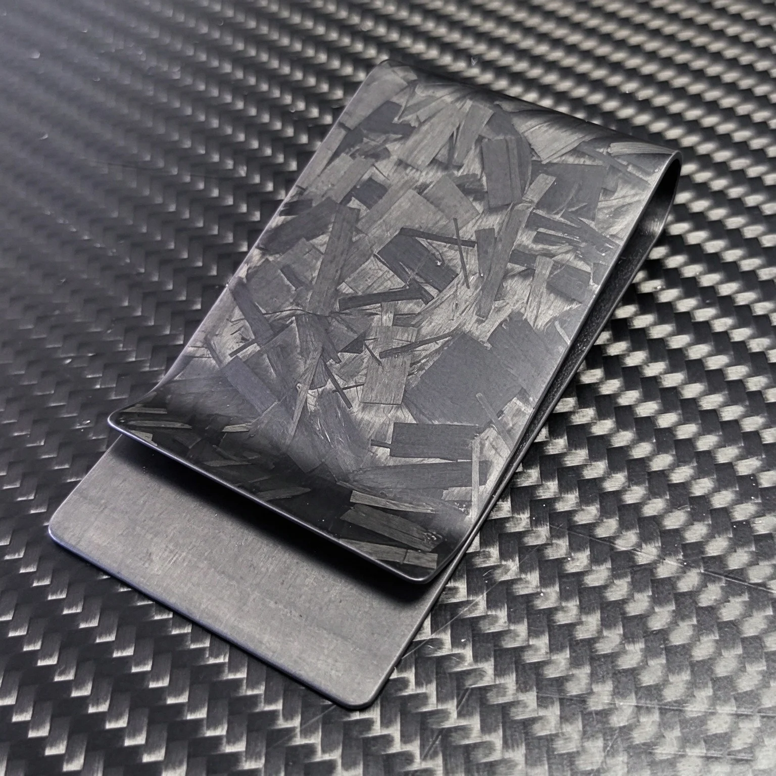 Forged Carbon Fiber Money Clip Ultra Lightweight Strong Carbon Fiber Cash Holder EDC Minimalist Men Wallet for Bills Gift