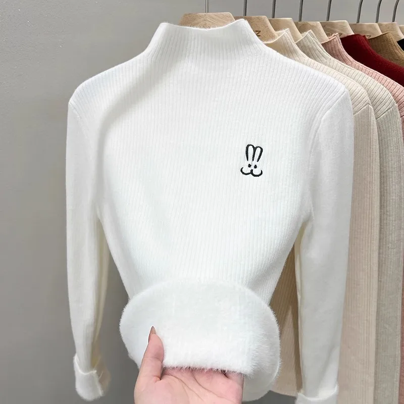 سترة شتوية سميكة من المينك الأبيض للنساء بأكمام طويلة ورقبة وهمية دافئة قاع محبوك سيدة