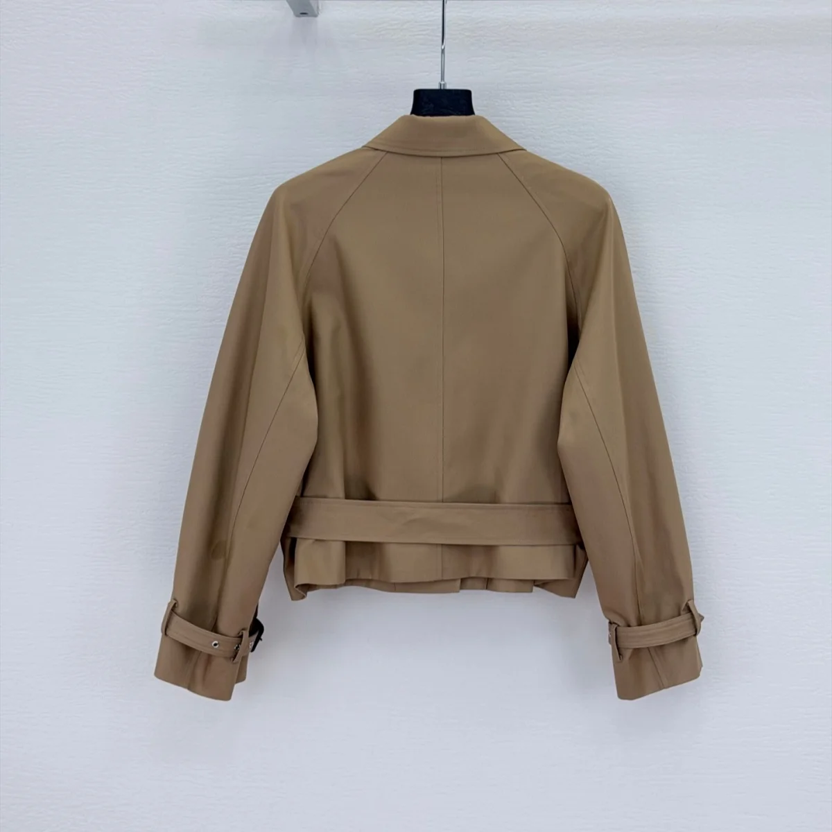 2026 High quality women's collar single breasted adjustable waist, small stature slimming commuting jacket--hb805