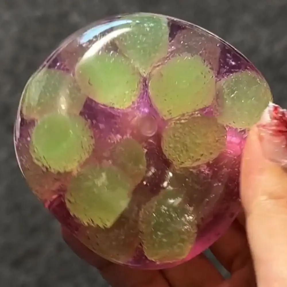 Boys Girls Grape Pulp Beads Squeeze Toy Shapeable Hand Relax TPR Mochi Ball Soft TPR Pinch Sugar Balls Squishy Office Workers
