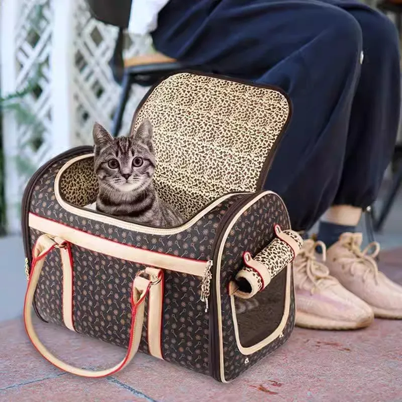 Imagem -03 - Bolsa Luxuoso do Estilingue do Cão Dobramento Leopardo Exterior Portador de Animal de Estimação Filhotes Pequenos Médios Carregando Transporte Bolsa de Ombro Gatos Forma