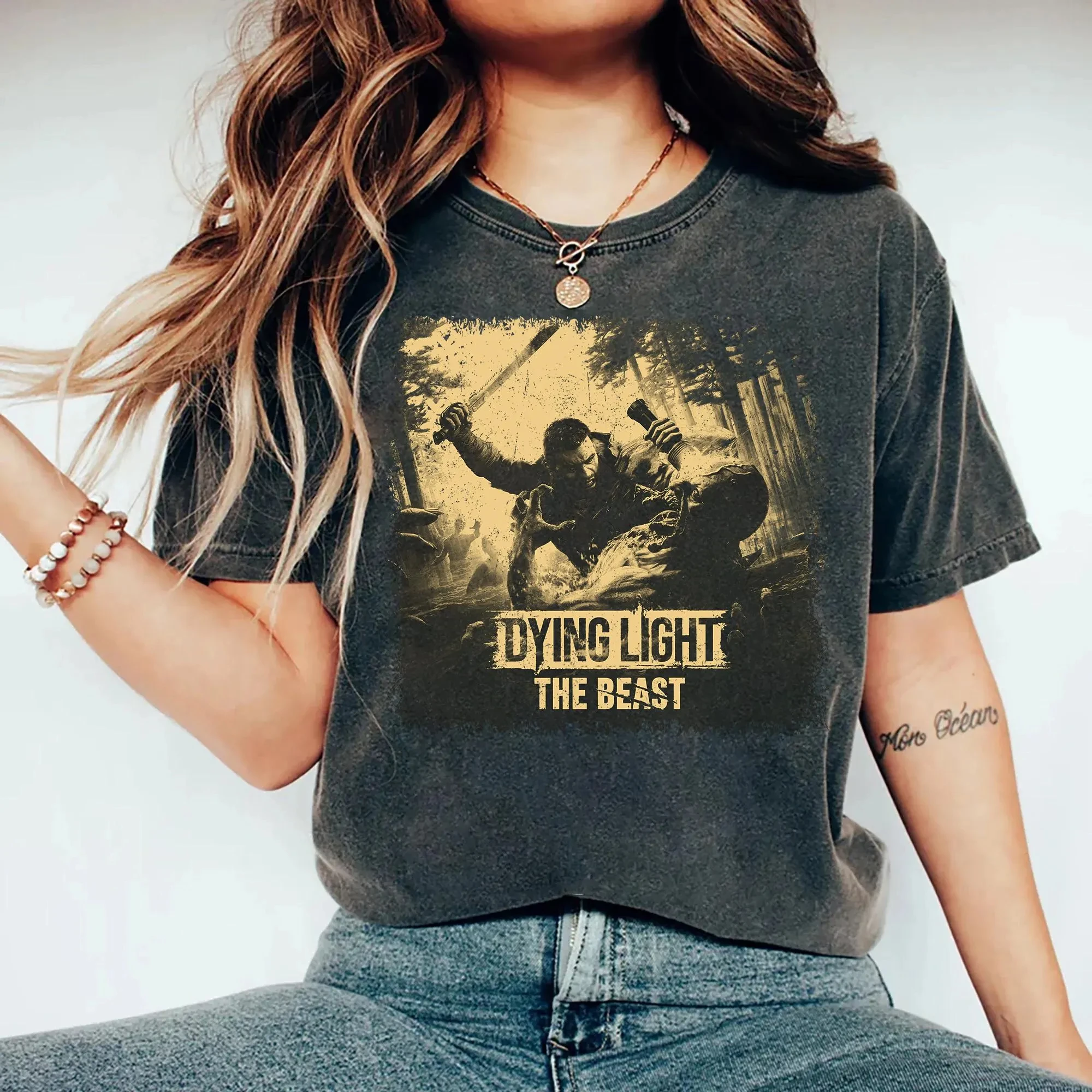 الموت ضوء الوحش قميص لعبة الرعب قميص غيبوبة بقاء الجرافيك طاقم الرقبة قصيرة الأكمام قميص للجنسين الرجال النساء جميع المواسم #3