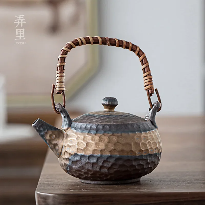 Japanese Style Stoneware Hammered Teapot Loop-Handled Teapot Side Handle Pot Tea Making Single Teapot Kung Fu Tea Set Vintage