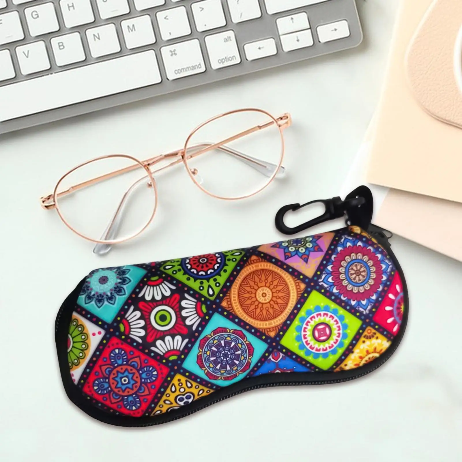 Geometric Pattern Eyeglass Case Soft Protective Bag With Hook Lightweight Glasses Pouch For Travel Home Car Workplace Daily Use