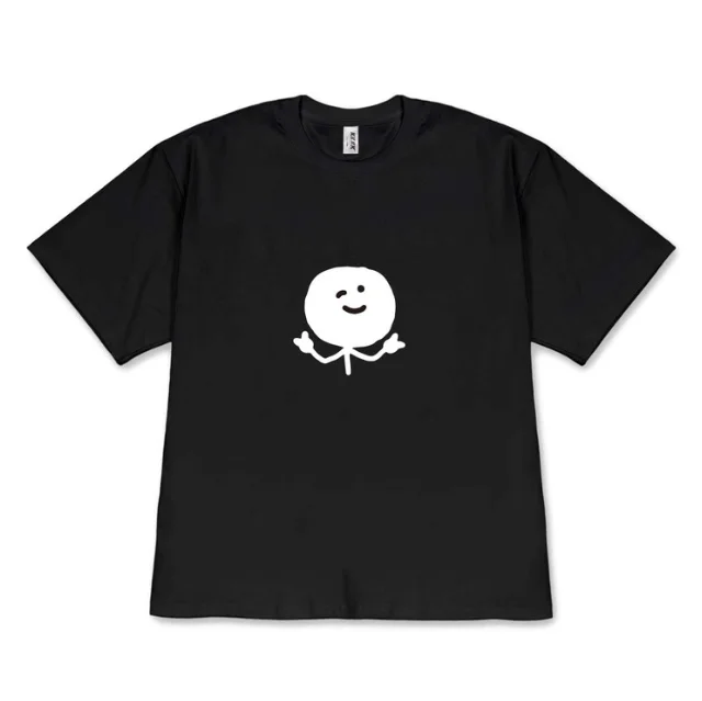 Kawaii Minimalist Wink Smiley Face T-Shirt Casual Short Sleeve Tee for Men Women Korean Style Fashion Versatile Tops Black