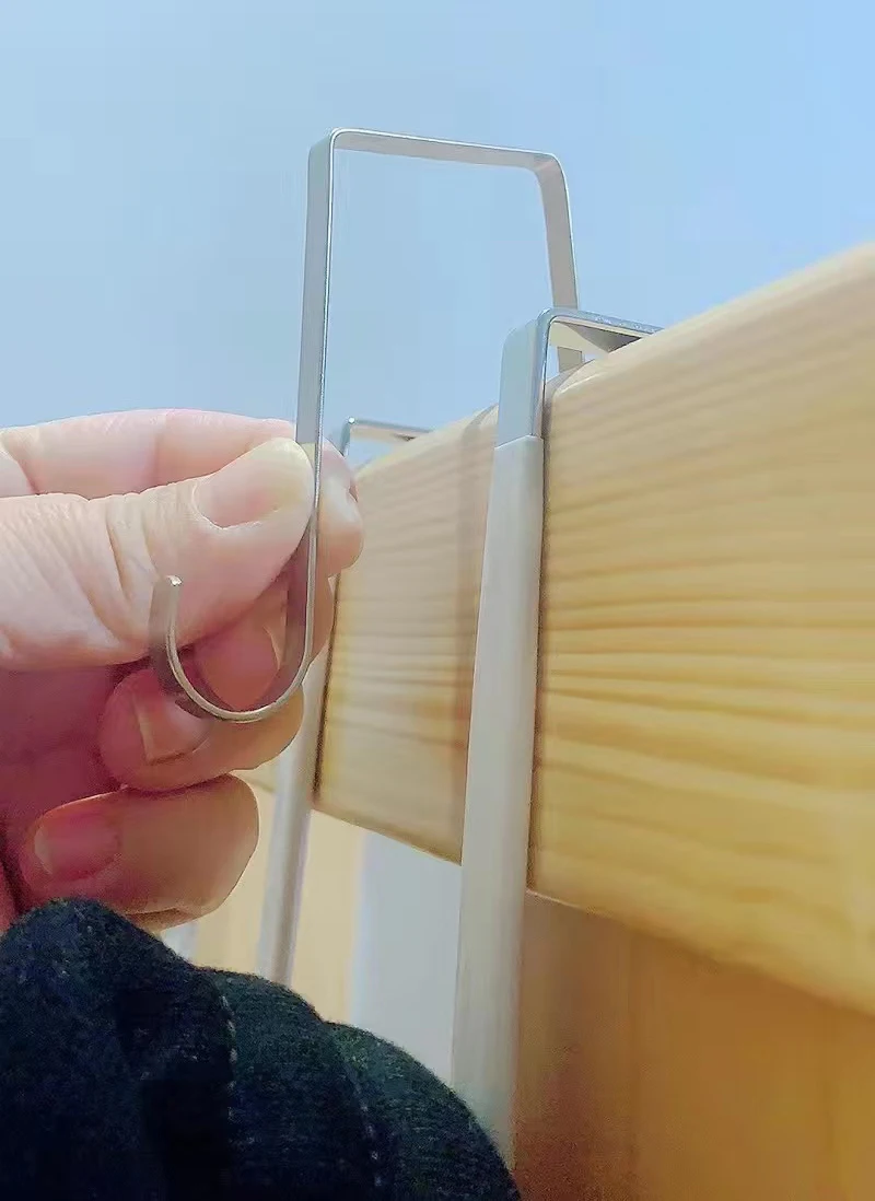 1PCS Creative Multi Purpose Hook Bathroom Radiator Towel Rack Kitchen Cabinet Door Rear Hook Key Towel Rack Home Accessories