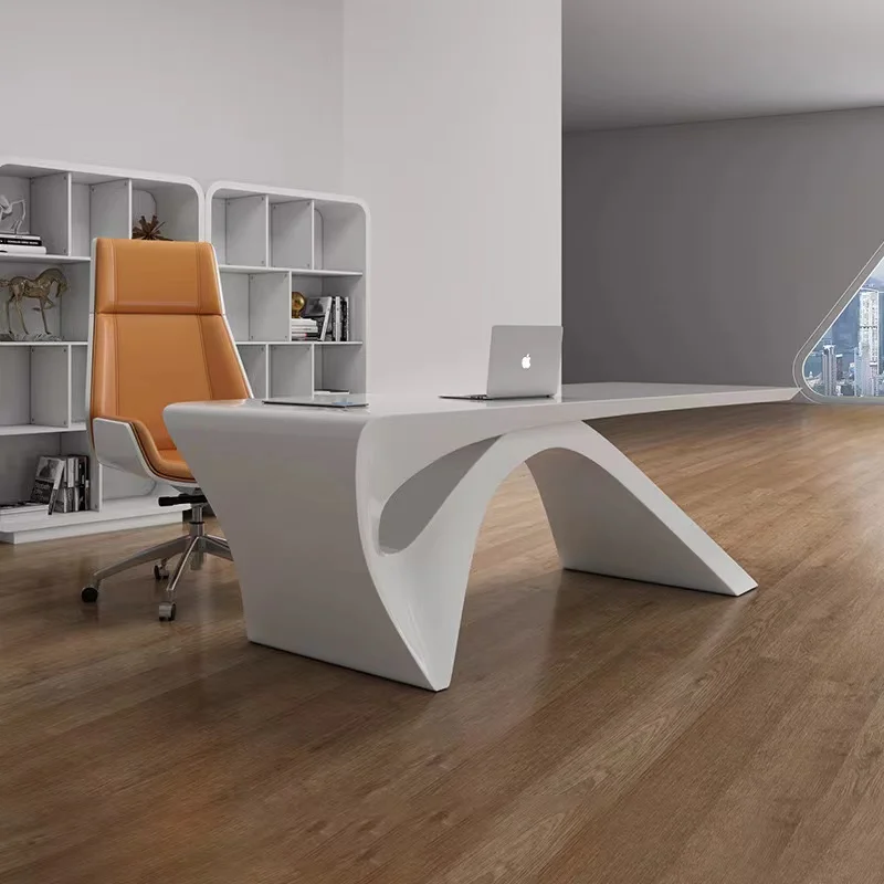 #High-end creative paint panel, modern minimalist CEO desk, lightweight luxury boss