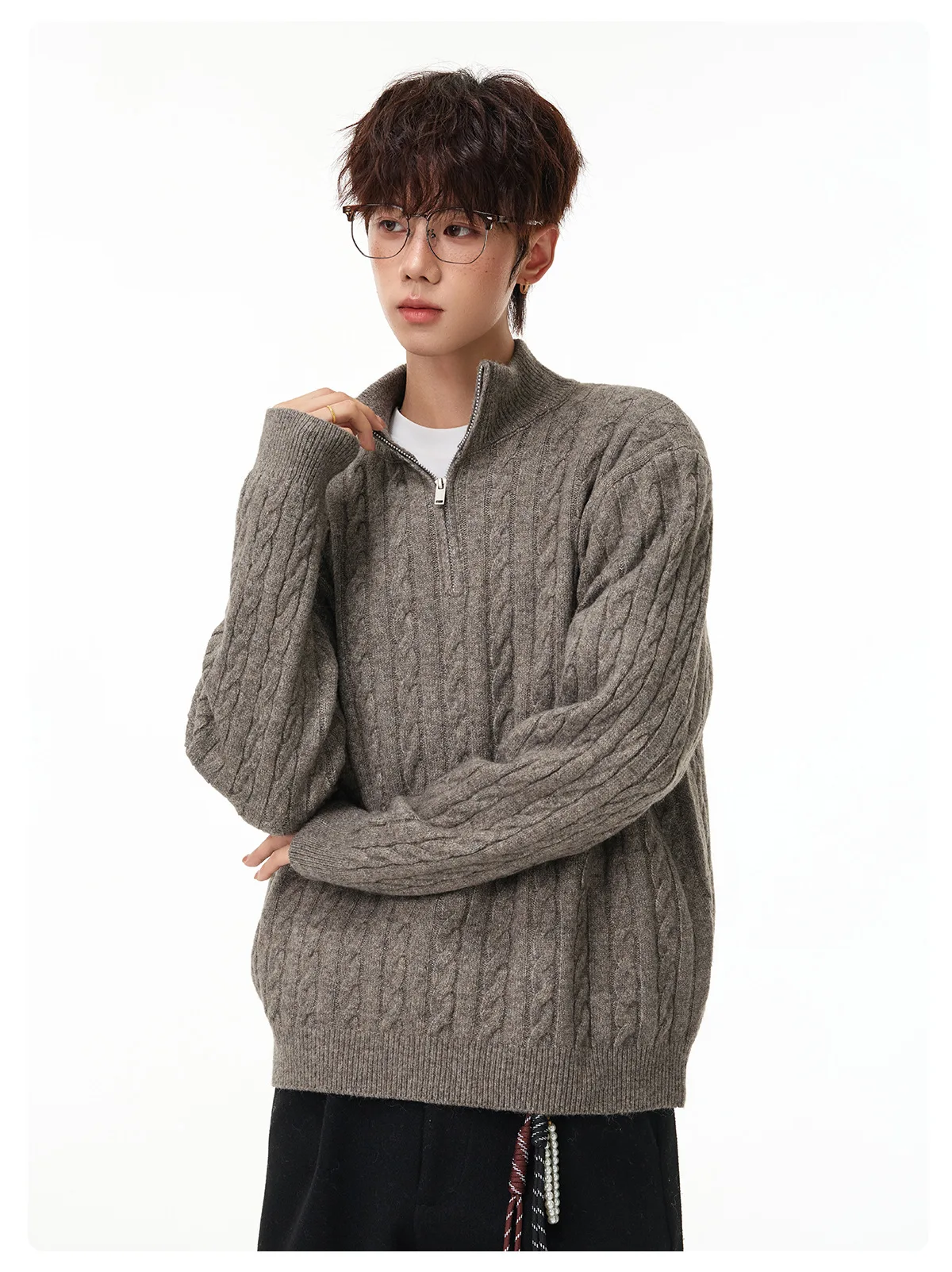 Casual Retro Zipper Half-Turtleneck Sweater Men Loose-Fit Textured Pullover Knit Jacket Autumn Winter.