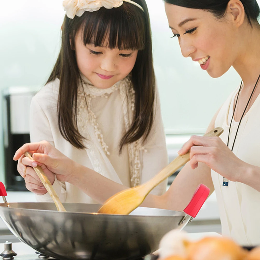 

1Pair Silicone Pot Handle Holder Heat Resistant Pot Side Covers Non-Slip Heat Insulation Protector Cooking Kitchen Tool