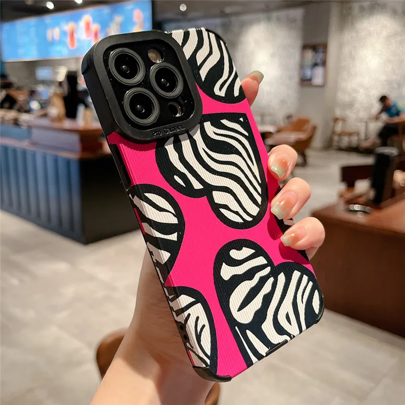 Stylish Love Heart Zebra Pattern Phone Case For IPhone 14 11 13 12 Pro XS Max 7 8 Plus X XR SE Animal Lens Protected Soft Cover