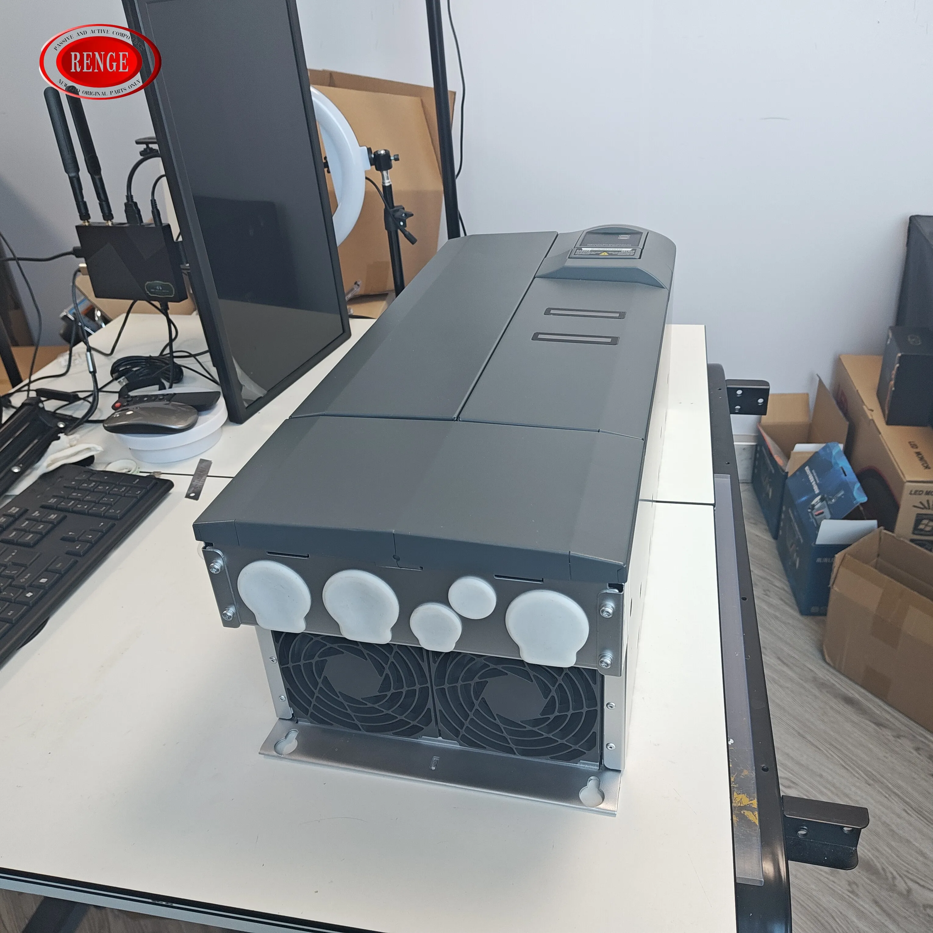 6SE6440-2UD33-0EA1 Frequency Converter - MICROMASTER 440 Without Filter 380-480 V 3 AC +10/-10% 47-63 Hz Constant Torque 30 kW