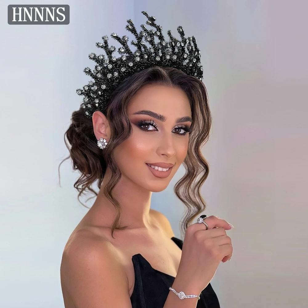 

HNNNS Halloween Dark Queen Crown Festival Dress Up Headband Pipe Plush Braided Hair Hoop Gothic Accessories for Girls A387