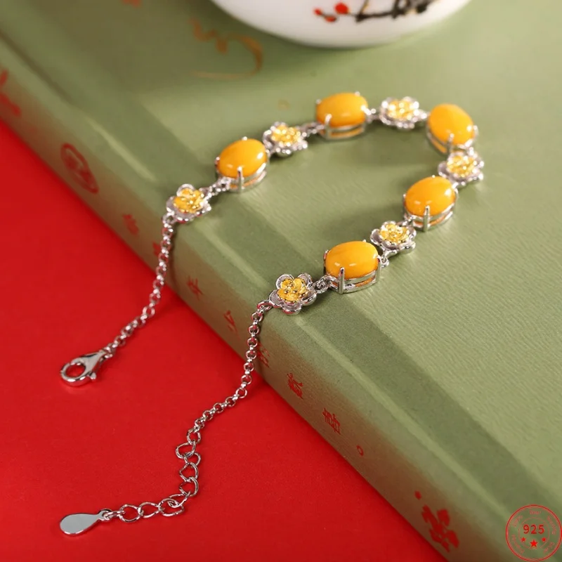 S925 Sterling Silver Bracelets for Women New Fashion Contrast Colored Flowers Inlaid Red Agate Mellite Hand String Wholesale