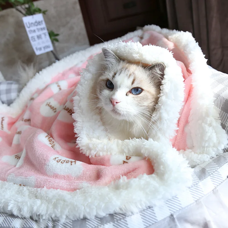 

Pet Cat Blanket Thick Coral Fleece High Quality Cartoon Puppy Mat Winter Towel Soft Warm blanket For Dogs Cats Pets Accessories