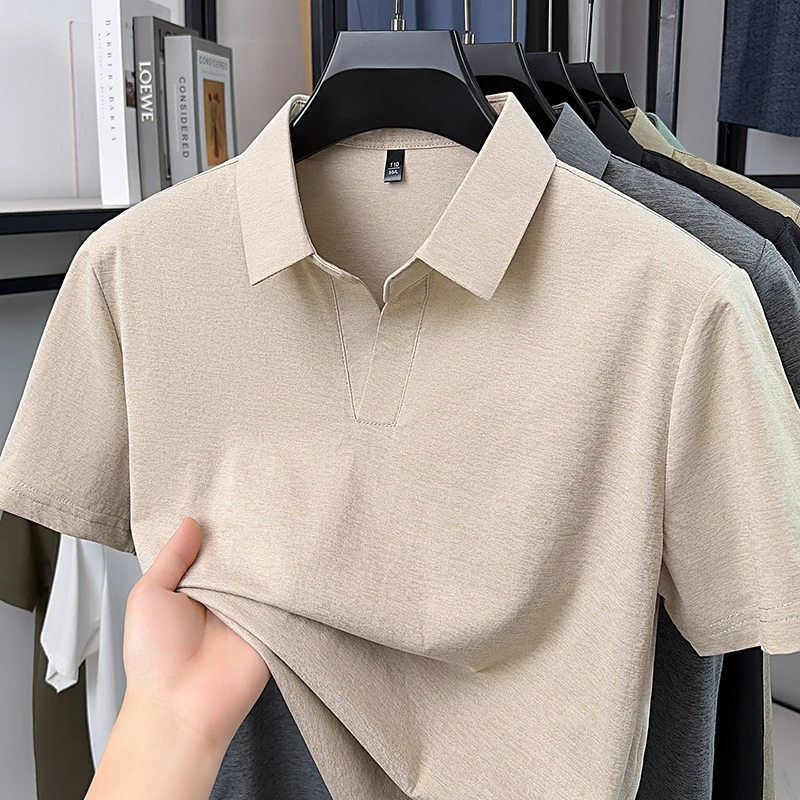 Herren Kurzarm-Poloshirts, einfarbig, ohne Knöpfe, V-Ausschnitt, schmal geschnitten, leicht, knitterfrei, modische Alltags-Tops für Männer – Detail 6