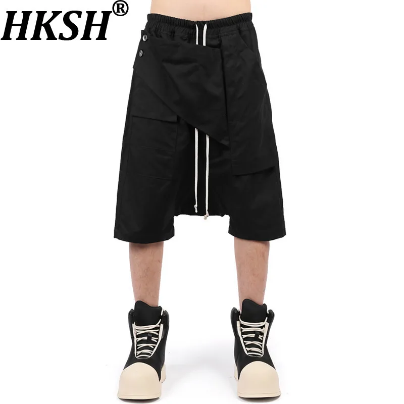 

HKSH Spring Summer Men's Special Design Dark Techwear Casual Front Pocket Cargo Baggy Pants Multi-Pocket Harem Shorts Ins HK7355