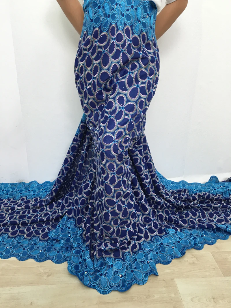 African Cotton Lace Fabric High Quality Embroidered Nigerian Swiss Voile Lace Fabric 2025 French Party Dress for Women A4210
