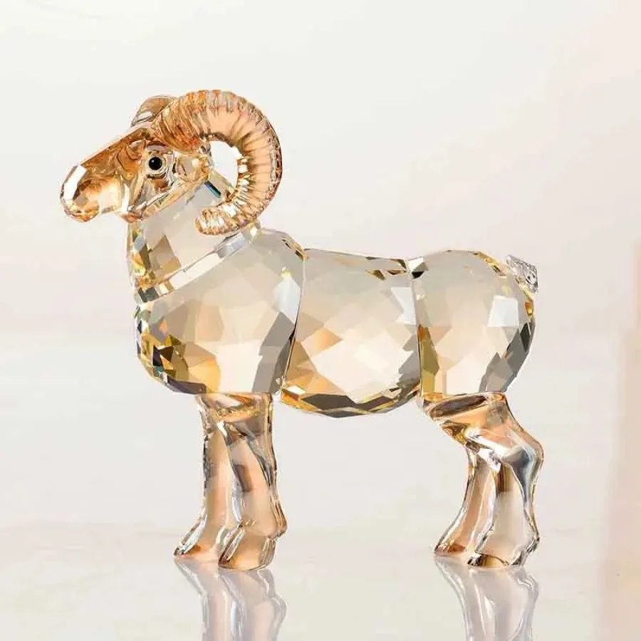 Handmade K9 Crystal Transparent Goat Sculpture Ornament Crystal Sheep Statue Creative Artwork Desktop Nordic Room Decor Gifts