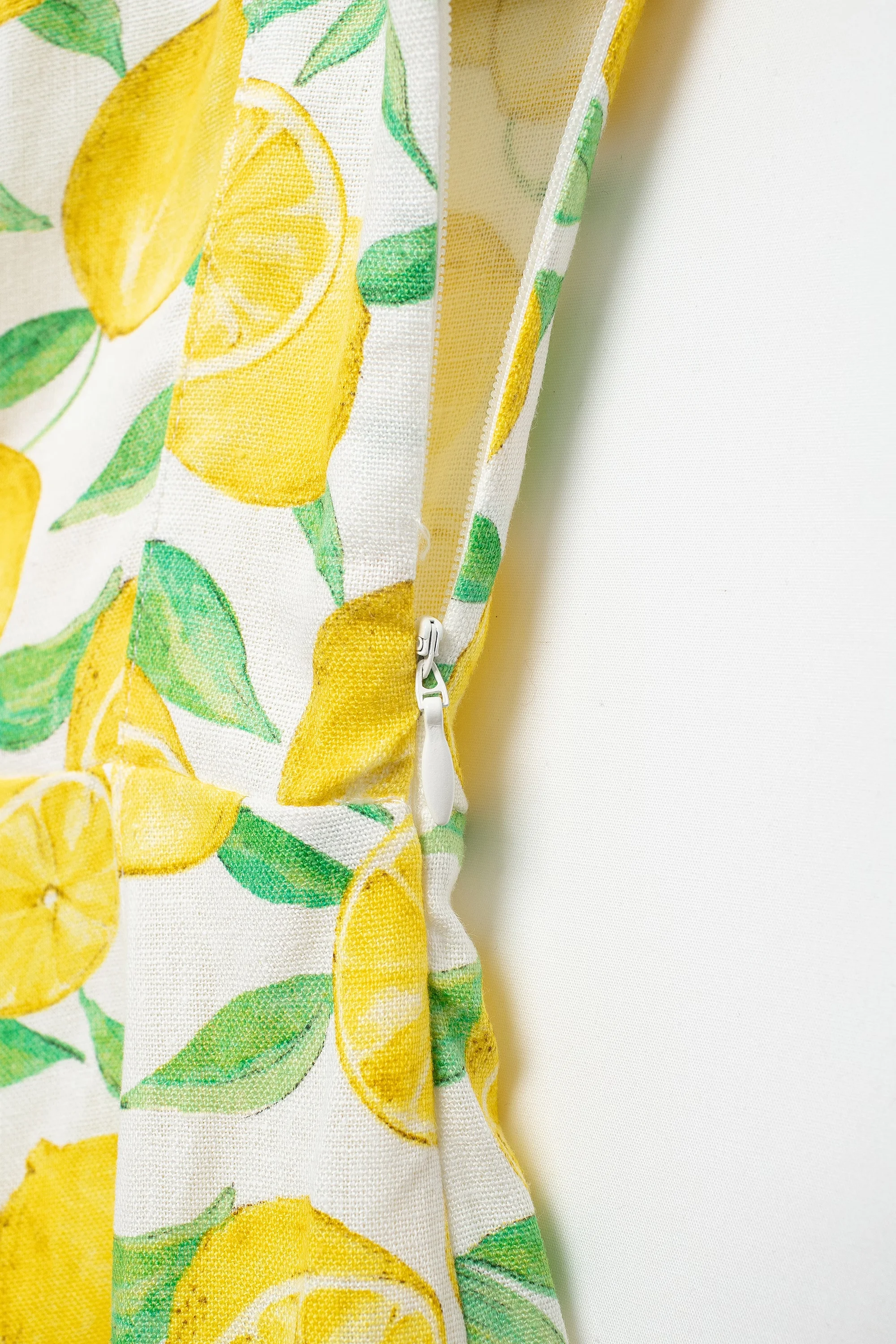TRAFZA Sexy Yellow Lemon Print Mini Beach Dress Women Square Collar Holiday Dress Fashion 2024 Summer Bow Tie Cami Dress