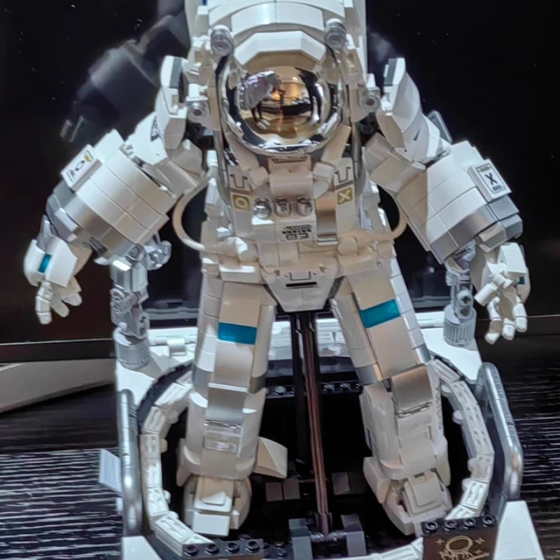 مجموعة ألعاب مكعبات بناء رائد الفضاء - نموذج رائد فضاء ممر الفضاء تمثال قابل للجمع هدية عصرية للأولاد والأصدقاء والأزواج