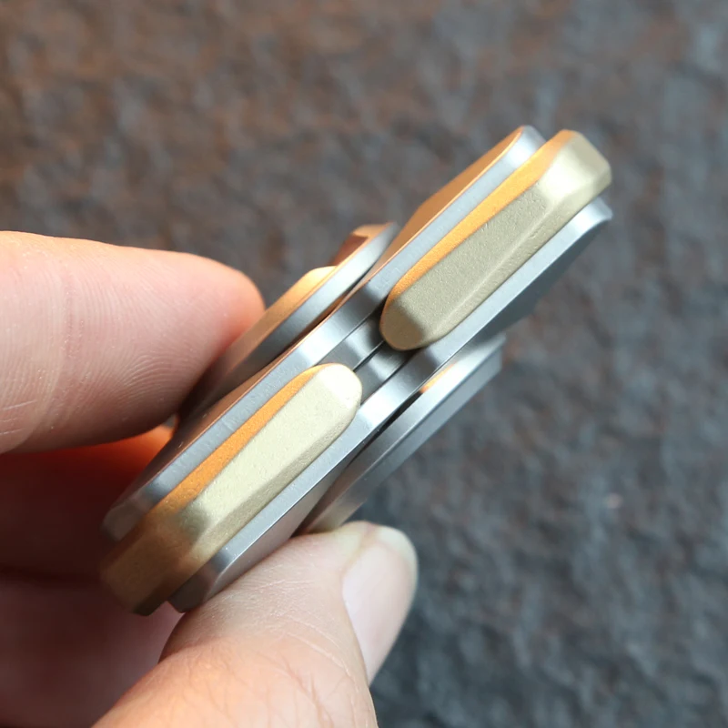 تململ سبينر Suan QS درع مفتوح الغزل العلوي ألعاب متململة الإجهاد الإغاثة للبالغين ألعاب معدنية مغناطيسية للأطفال الكبار هدية