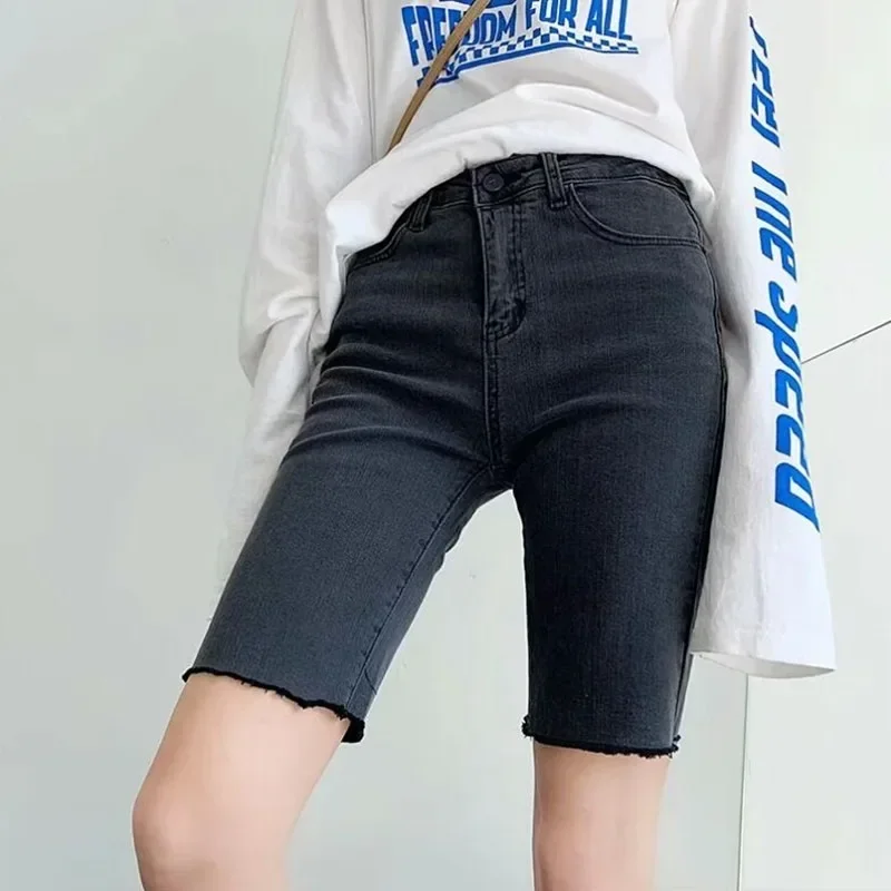 2021 High Waist Hurr Hem Straight Denim Shorts Vintage High Street Knee Length Short Pants Sexy Summer Women Shorts Jeans