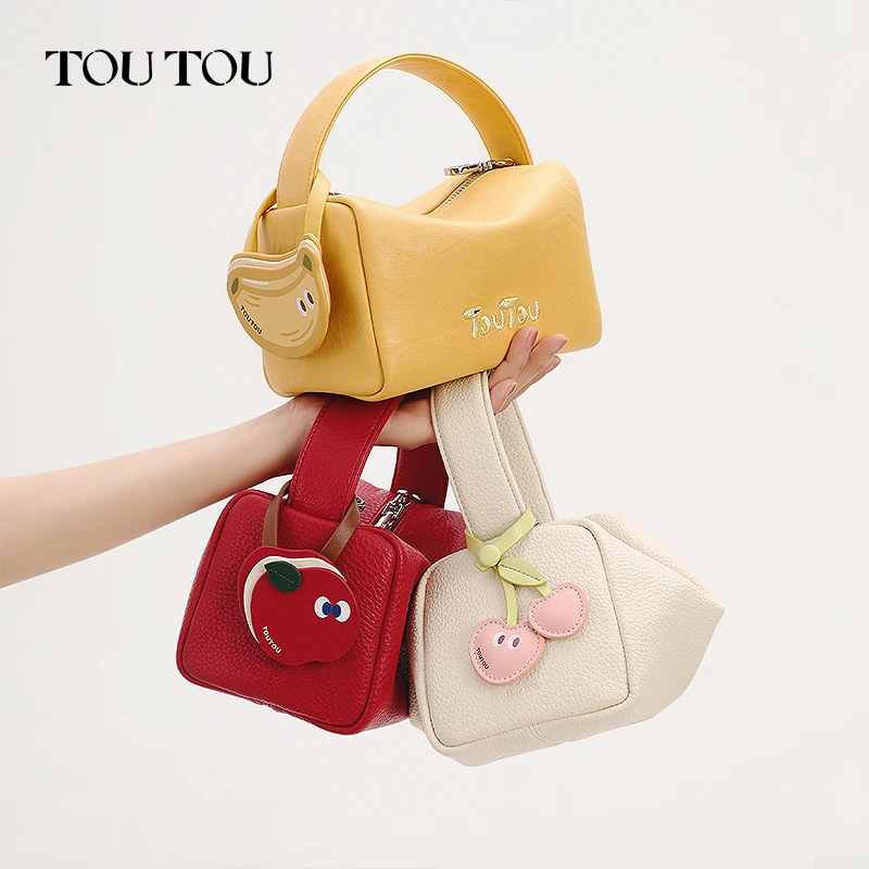 toutou Cute Fruit Mini Handbag, Kawaii Banana/Apple/Cherry Crossbody Bag for Women, Small Faux Leather Tote Bag with Detachable