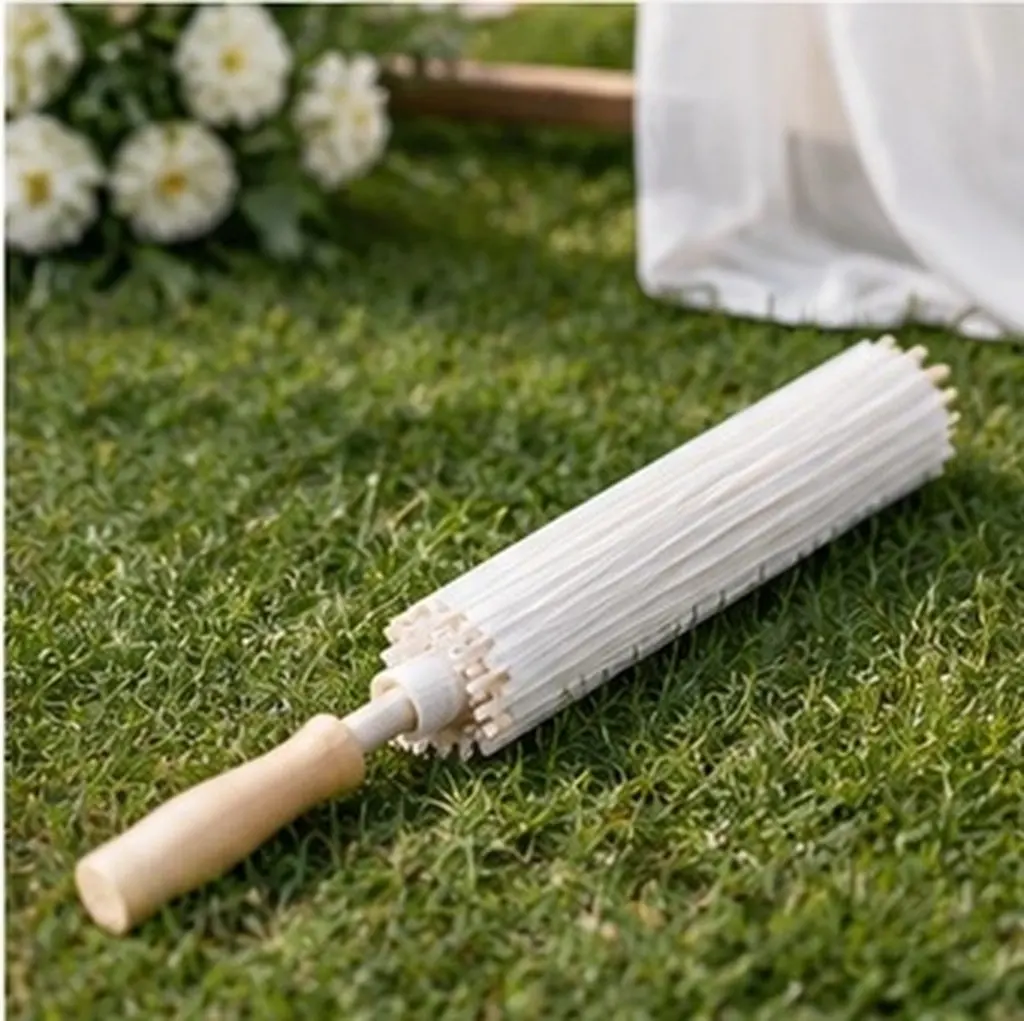 White Paper Parasol Wedding Shade Umbrella Outdoor Bridal Party Decorative Vintage Style Photography White Parasol Umbrella