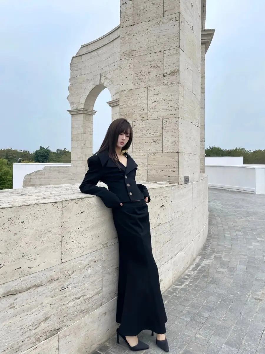 Chic Style Waist-Cinching Blazer with Fishtail Skirt Set: New Korean Fashion Trend for Women Female, Spring/Autumn 2024 Hot Sale