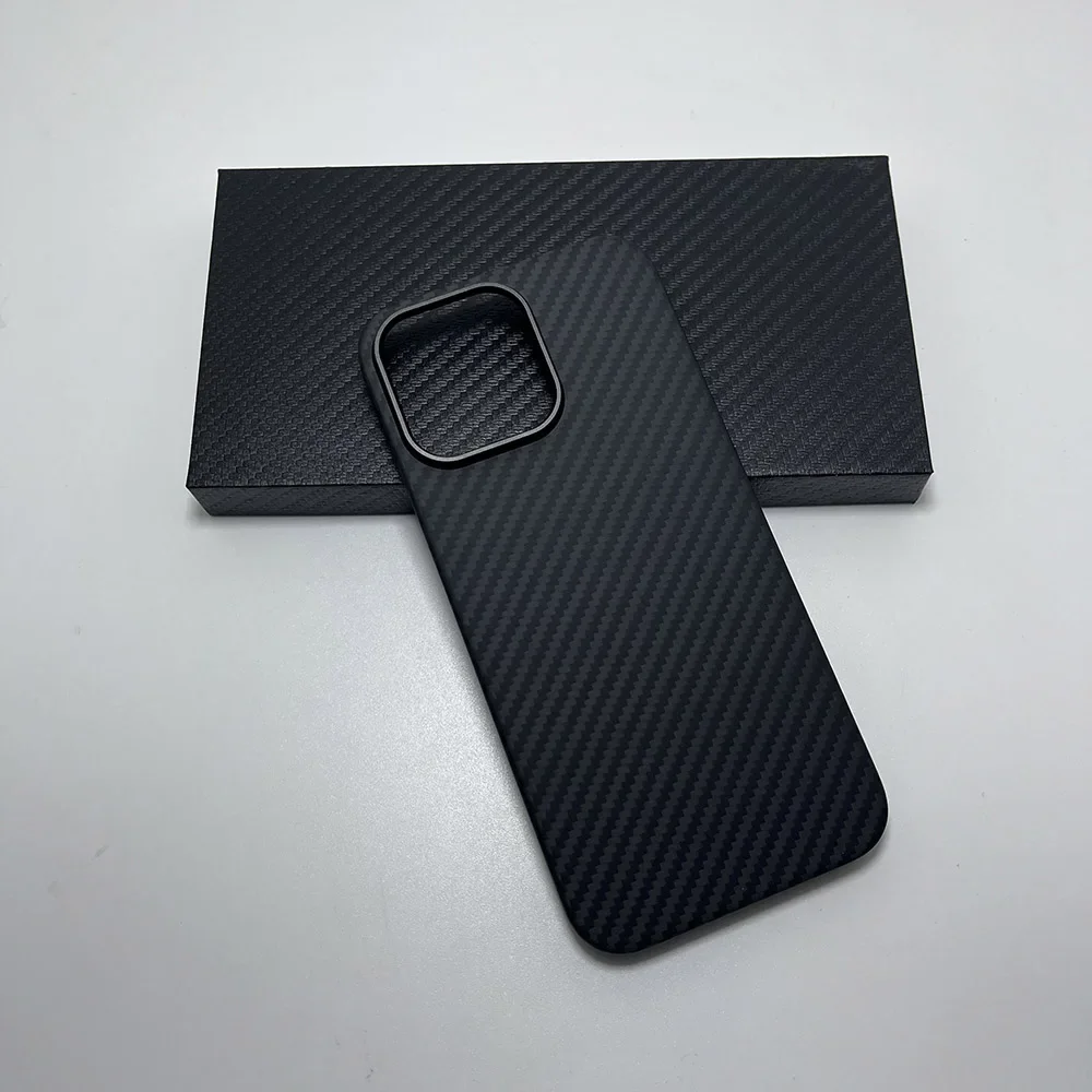 For Magsafe Magnetic Carbon fiber for iPhone 16/15/14/13 pro max Half-wrapped Case aramid fiber phone covers for iPhone 16 pro