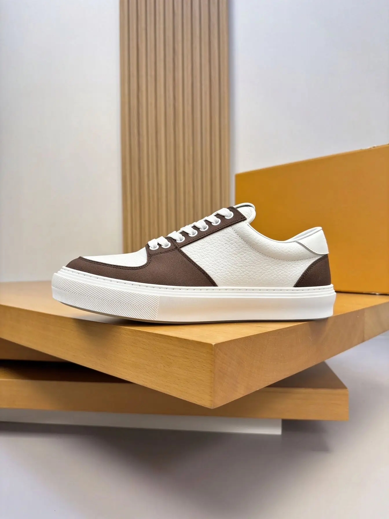 Men Women White Brown Contrast Low Top Thick Sole Sneakers PU Canvas Splicing Casual Shoes Retro Couple Flat Lace-up Skateboard Shoes