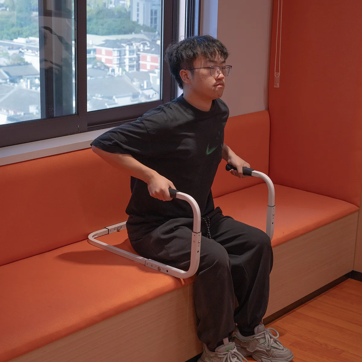 تصميم حاجز سرير خفيف من الحديد المتين لكبار السن للتخلص من الأريكة والسرير #5