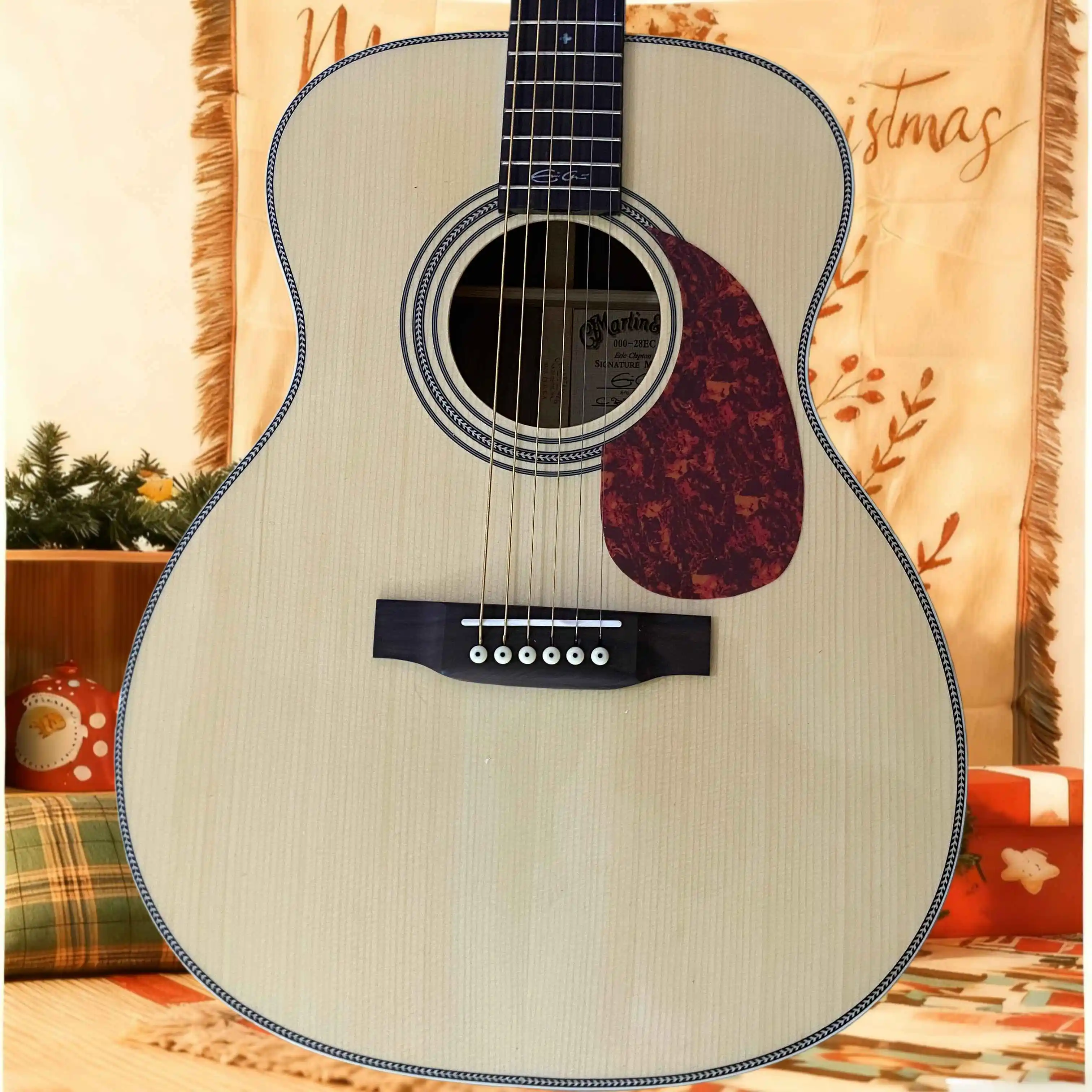 Handmade 000-28 Acoustic Guitar Spruce Top Symmetrical Design Bone Nut Folk Instrument Suitable for School Seaso