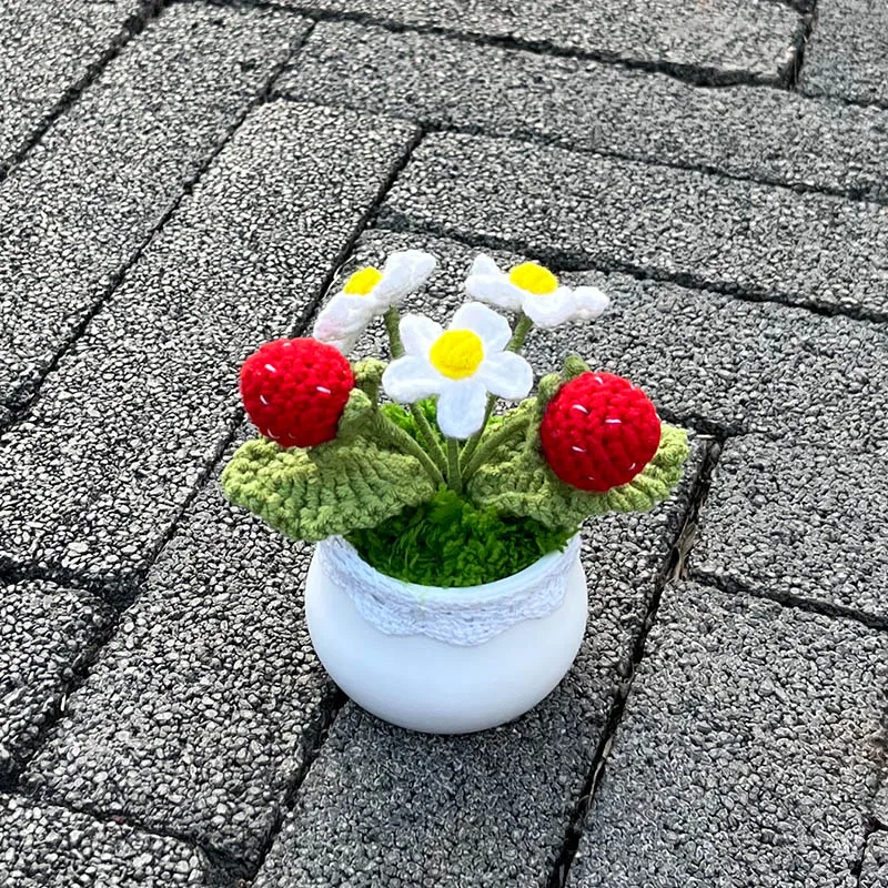 Hand-Crocheted Strawberry Bonsai,Artificial Potted Plants,Handmade Ornaments,Valentine Gift Ideas For Room Home Table Decoration